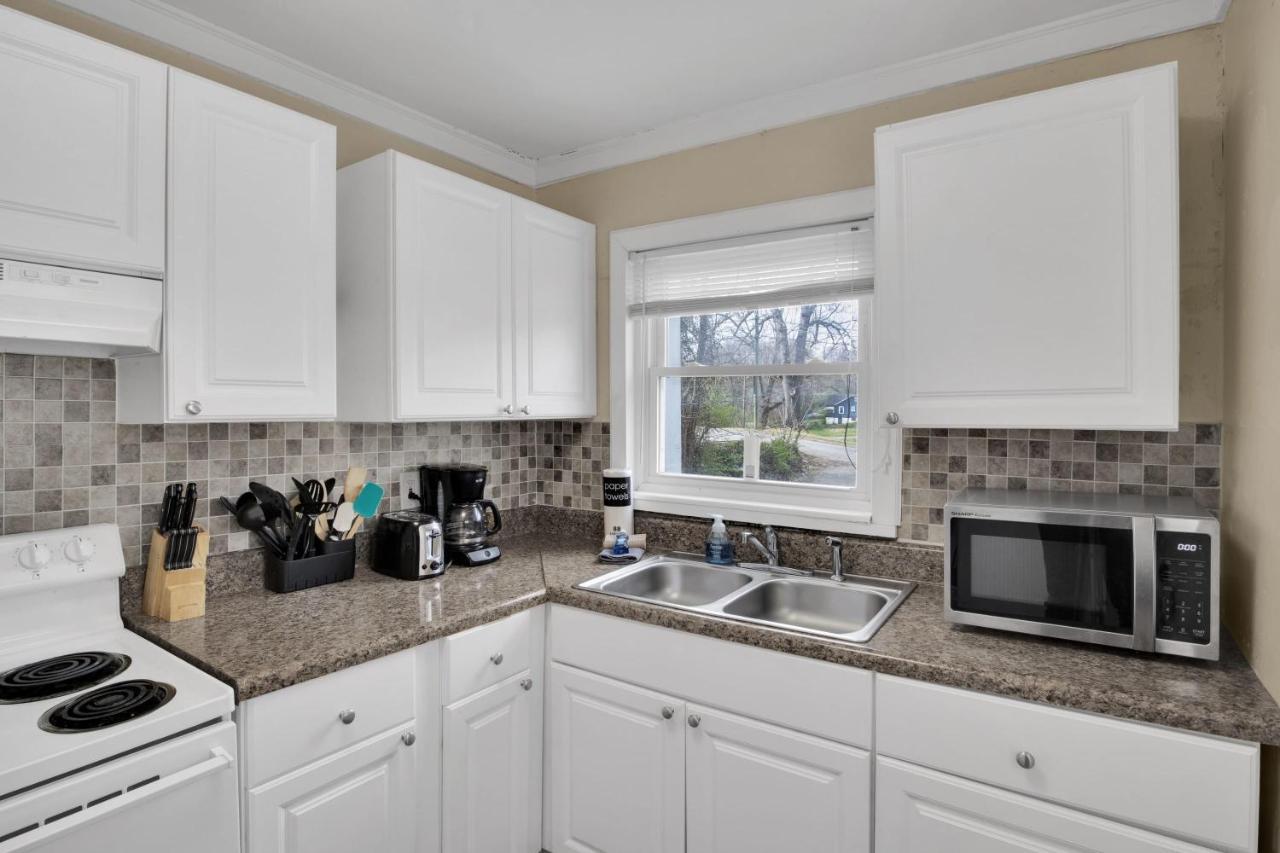 2-Bedroom Pet-Friendly Apartment In East Knoxville Buitenkant foto