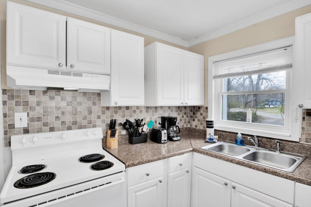 2-Bedroom Pet-Friendly Apartment In East Knoxville Buitenkant foto